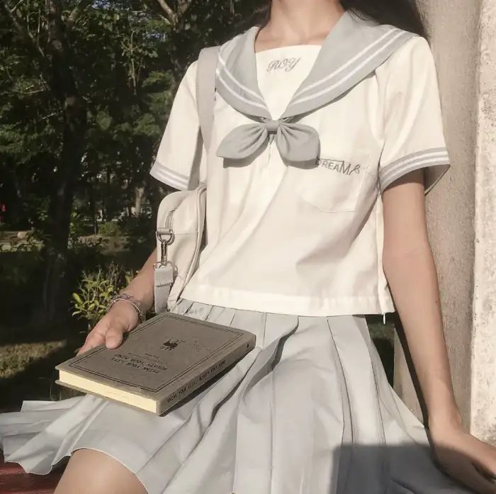 睡美人之终 海报
